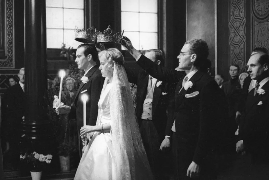 Orthodox wedding ceremony – The Crowning